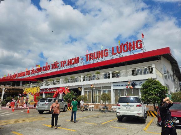 TRẠM DỪNG CHÂN CAO TỐC TRUNG LƯƠNG