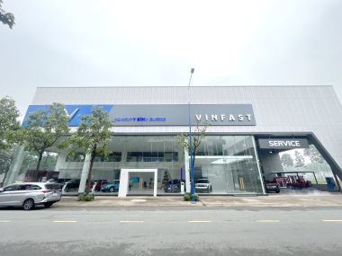SHOWROOM OTO VINFAST