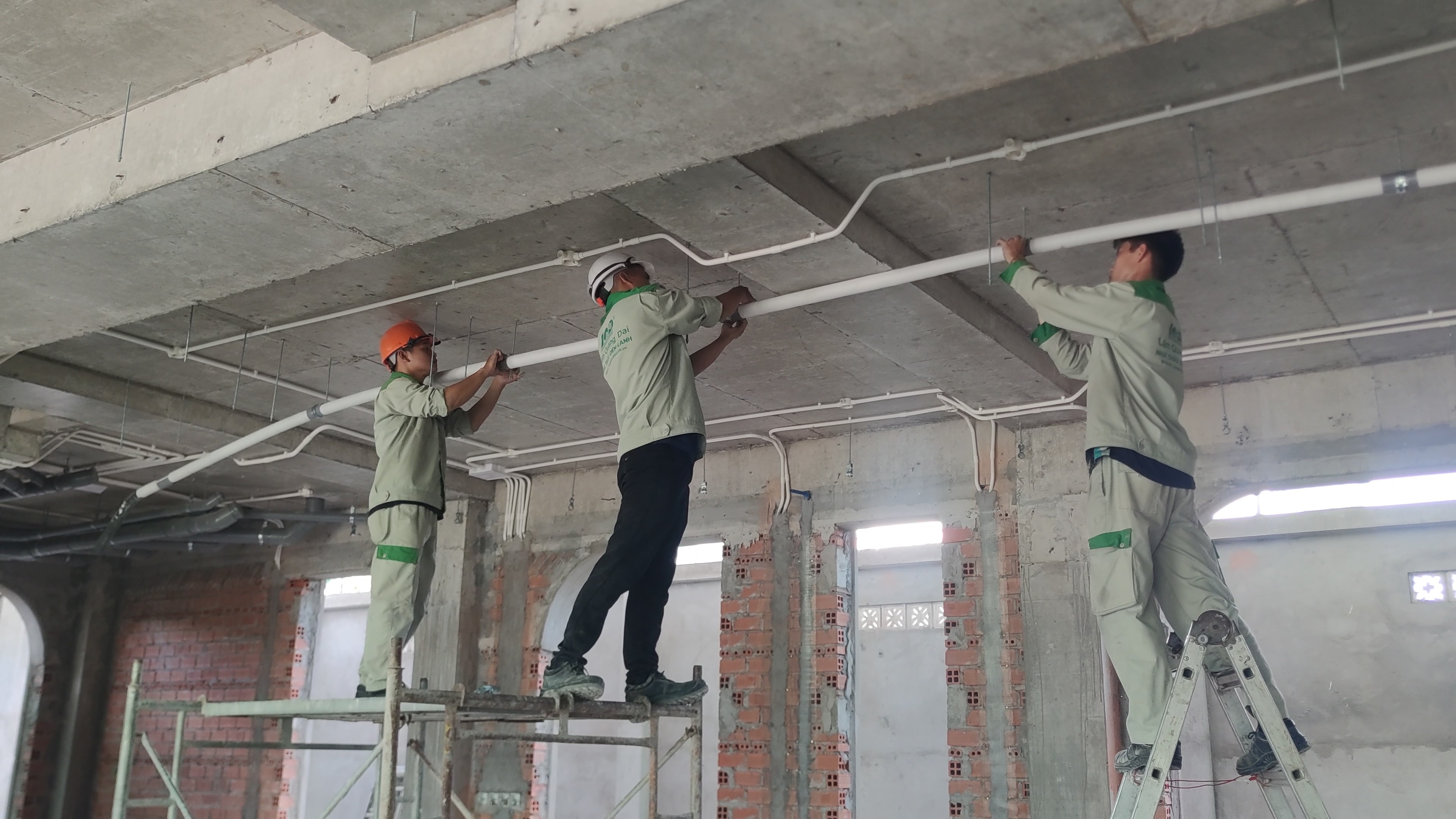 VĂN PHÒNG CHO THUÊ KẾT HỢP NHÀ Ở QUẬN 2