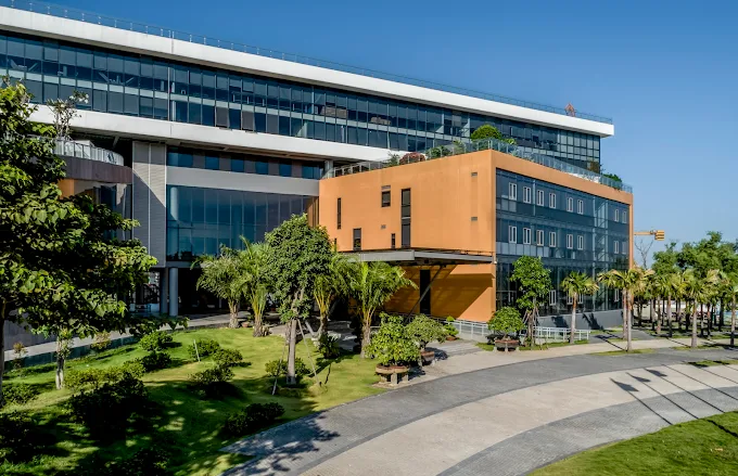 TRƯỜNG ĐẠI HỌC VĂN LANG - BÌNH THẠNH